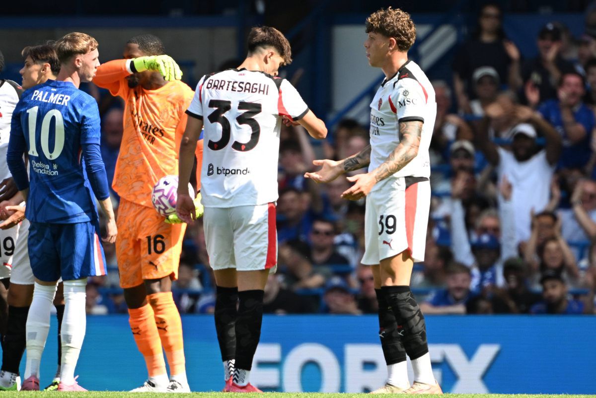 Jucătorul român a refuzat-o pe Dinamo și poate debuta chiar împotriva „câinilor”