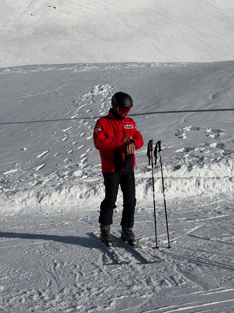Un pilot de Formula 1, făcut praf după ce a apărut cu geaca lui Michael Schumacher: „Cum ai putut să scrii asta?!”