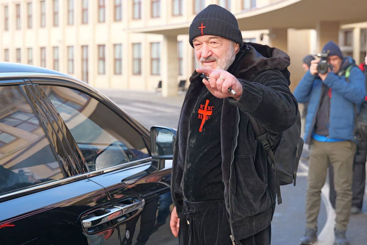 Gigi Becali, ședință de URGENȚĂ la FCSB! S-a dus peste jucători la baza de la Berceni