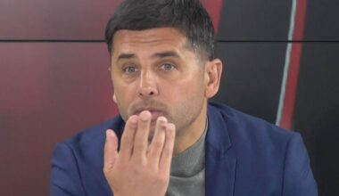 „El de-asta a plecat cu scandal”