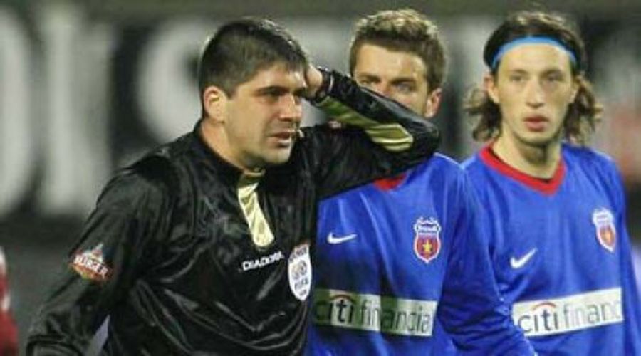 Atac total la adresa lui Vassaras: „Mi-a schimbat delegările la opt meciuri dintr-o etapă. Nu sunt o marionetă!” + Dezvăluiri despre Deaconu: „A promovat numai peste gard”