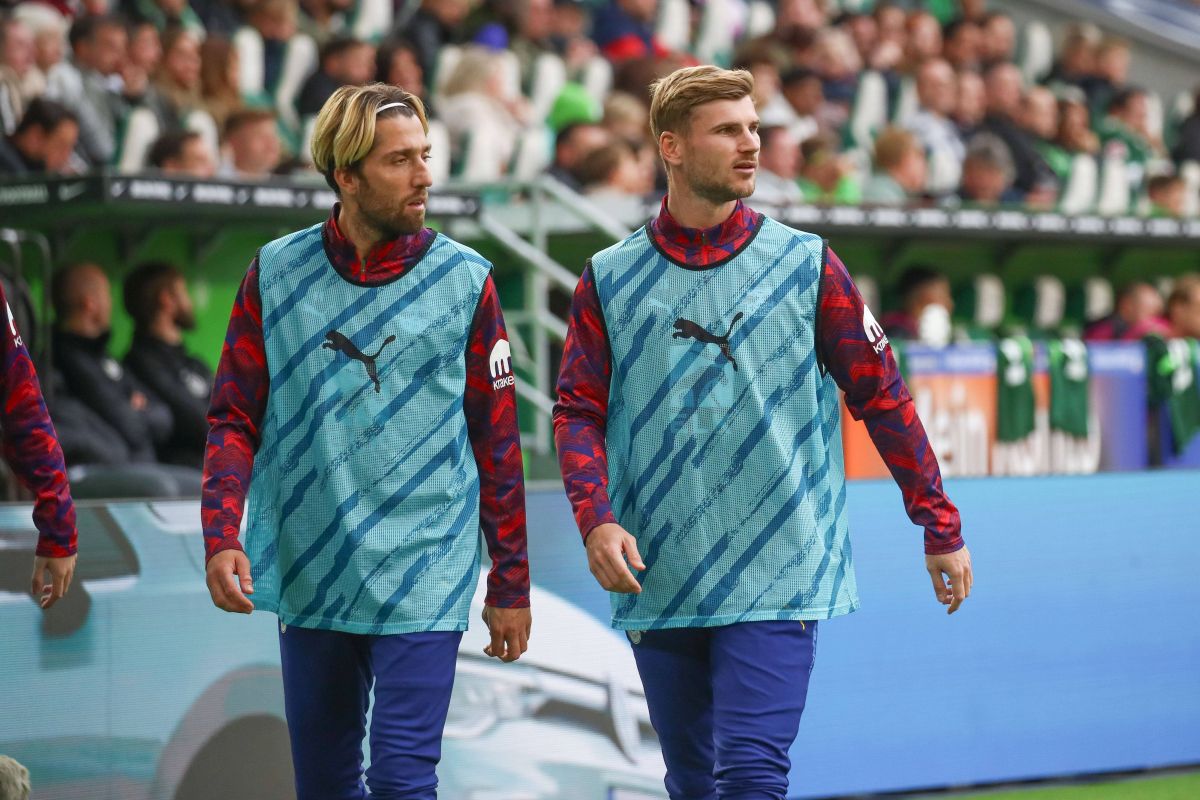 Starul din Bundesliga a decis să se retragă din fotbal după moartea fratelui său