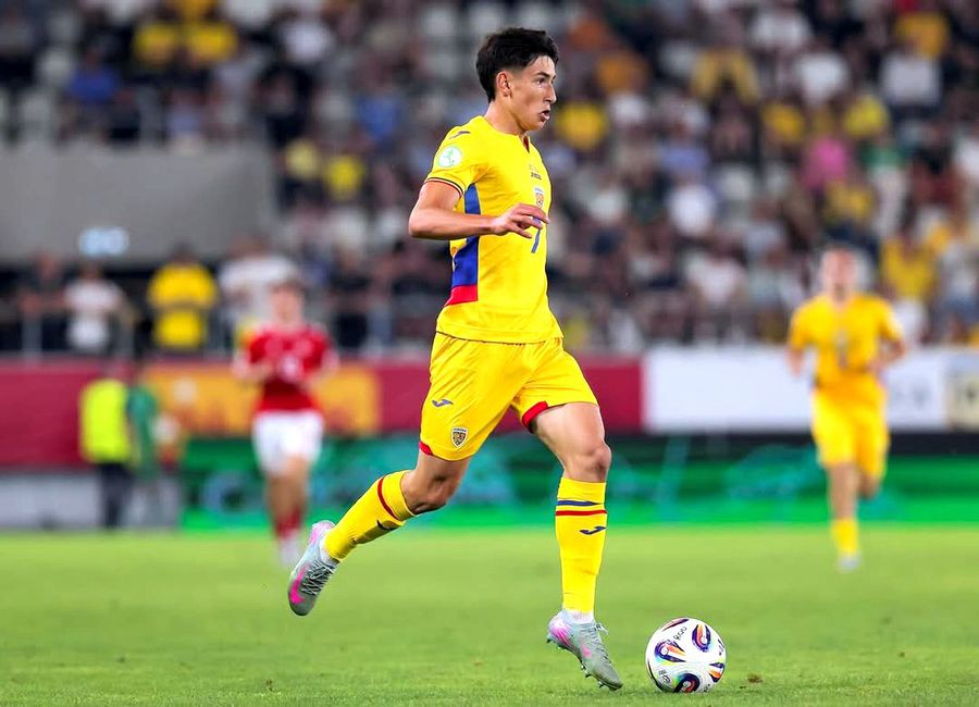 Spaniolii au făcut anunțul: fostul coleg român al lui Yamal vine la Dinamo