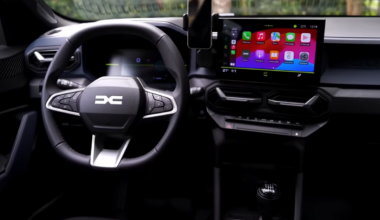 „Varianta mai elegantă și mai scumpă”