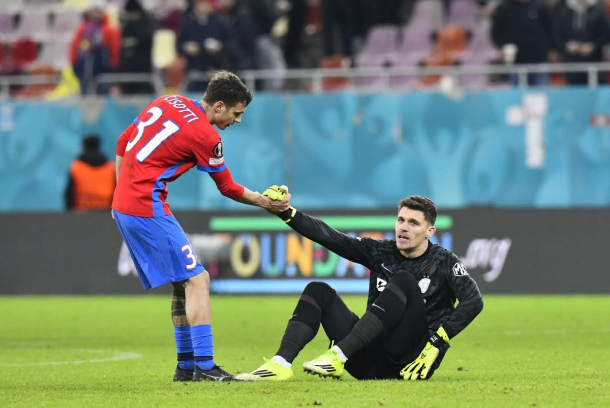 „Domnul patron a venit la bază...”