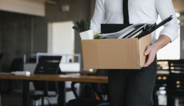 O mare companie concediază 15% dintre angajați și accelerează tranziția către inteligența artificială