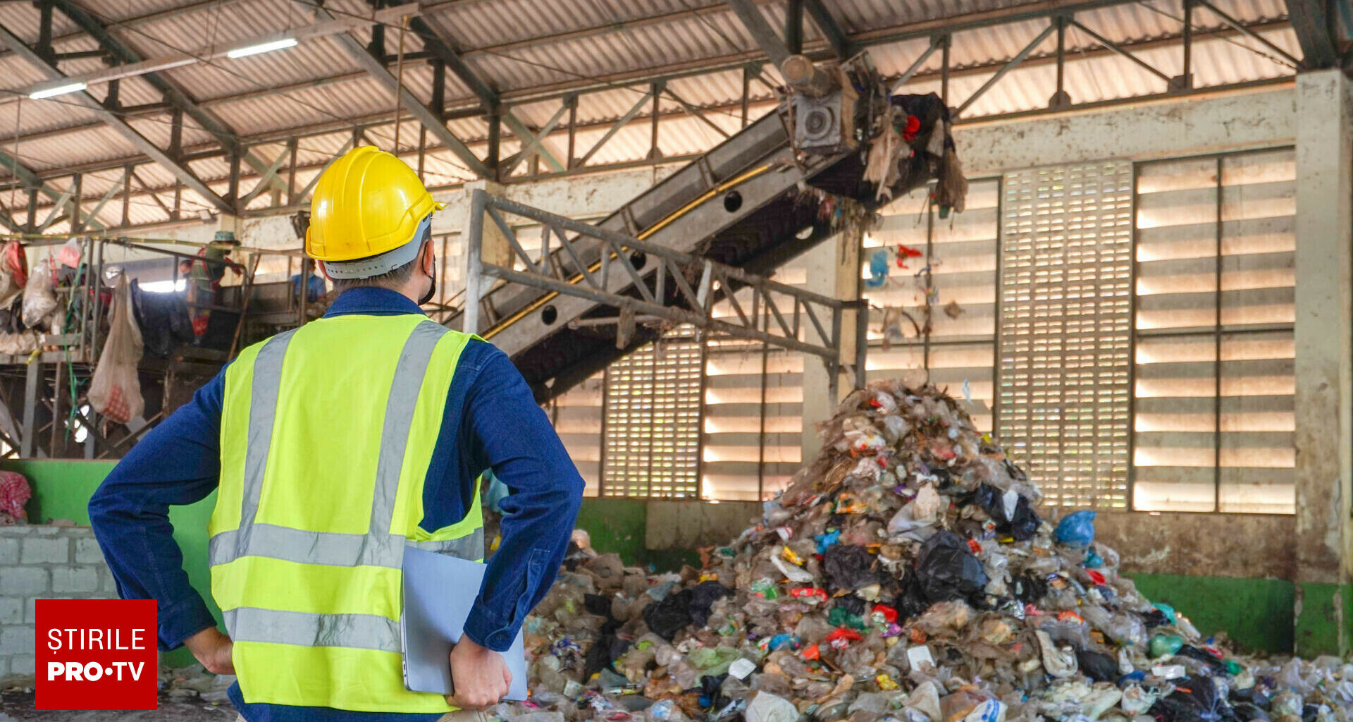 Inteligența artificială transformă reciclarea. Roboții încep să preia munca murdară și prost plătită