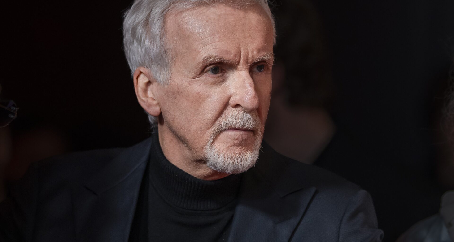James Cameron, mesaj dur la adresa Americii