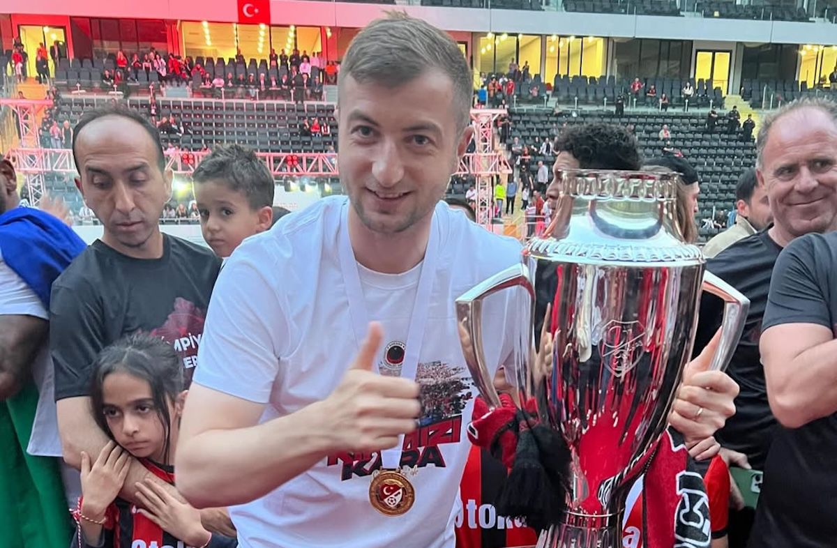 Dorit în Superligă, Daniel Popa își dezvăluie planul pentru 2026: „La asta mă gândesc” » De ce a plecat din Turcia și ce spune despre experiența la FCSB: „Trebuie să fim corecți”