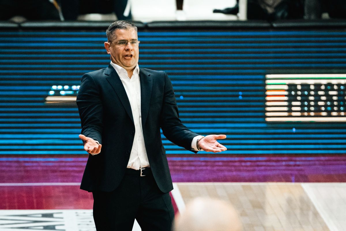 „E o țară total diferită. Totul e schimbat”