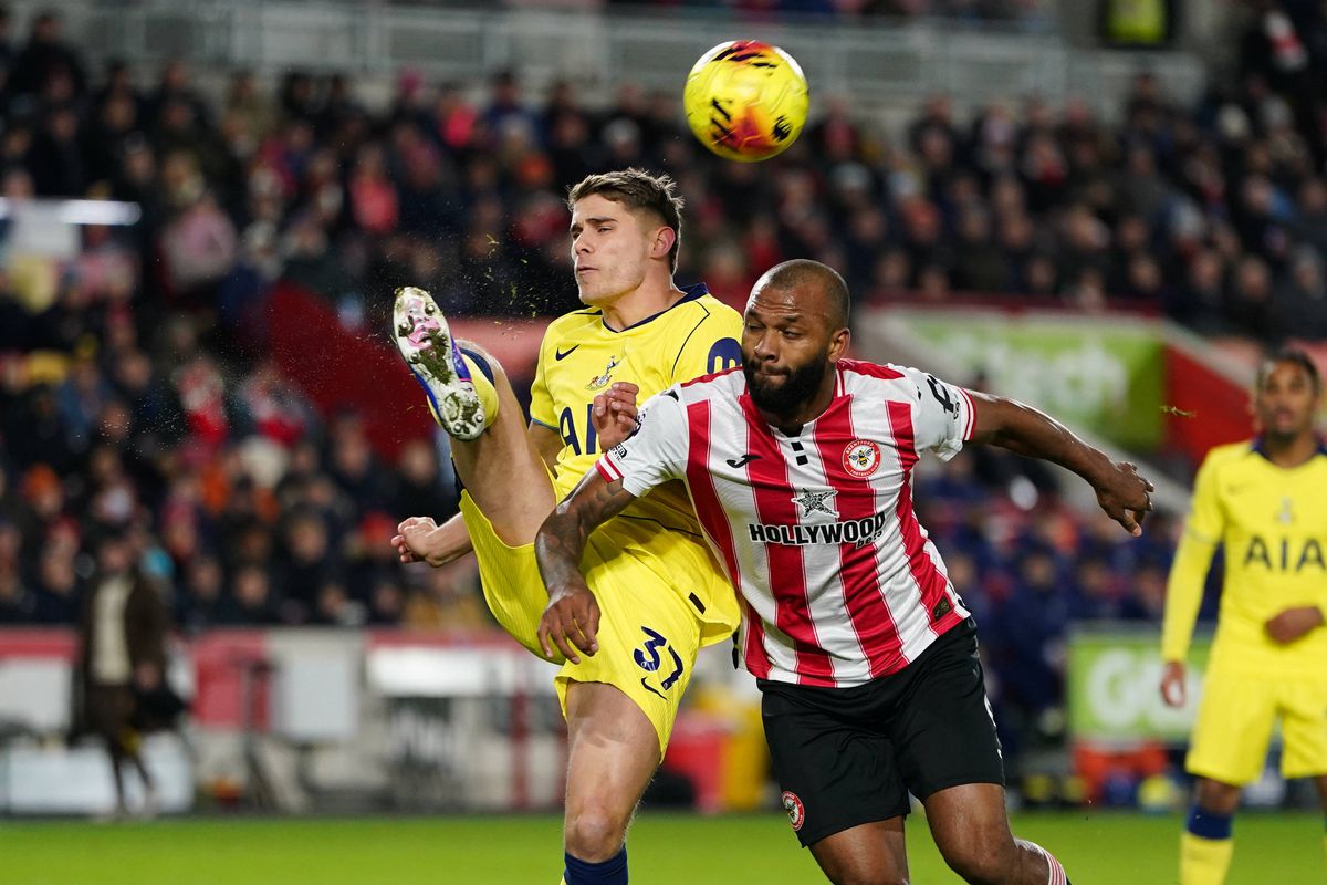 LIVE Brentford - Tottenham » Radu Drăgușin este prezent în lotul echipei