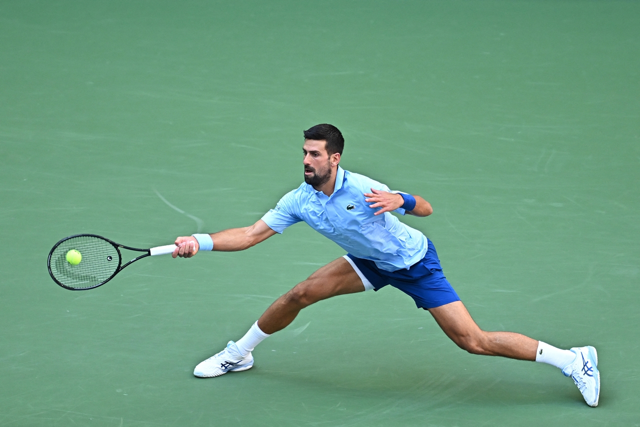 Sârbul a atins „suta” la Melbourne