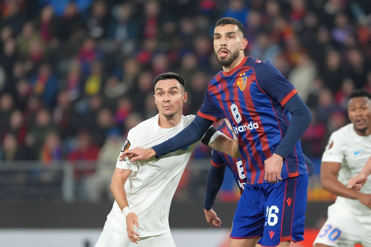 FCSB a anunțat despărțirea de Adrian Șut