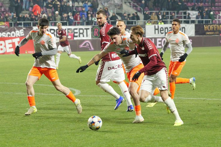 Elvir Koljic, Tobias Christensen, Rapid - Metaloglobus // Foto: Andrei Furnigă