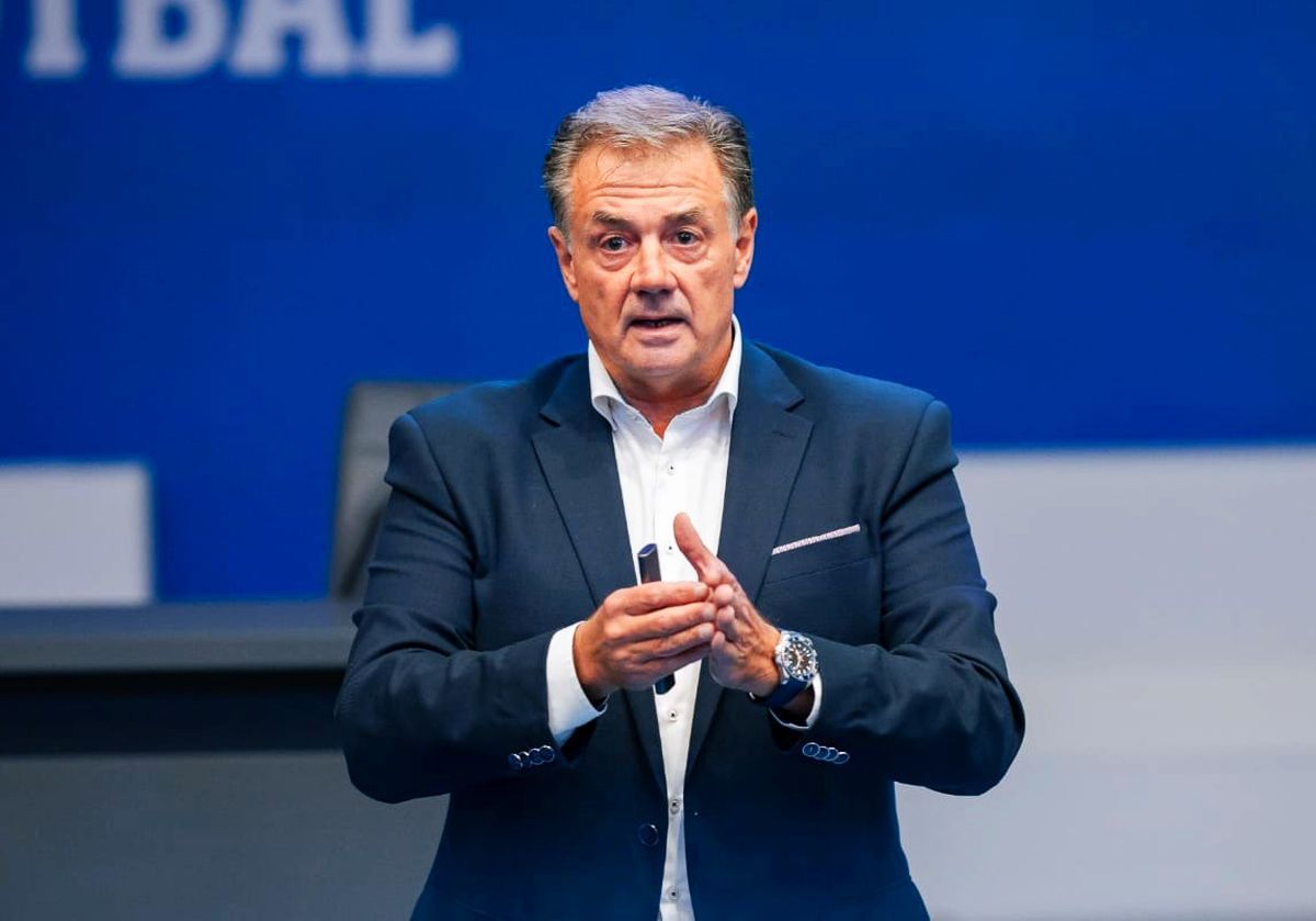 Kyros Vassaras l-a scos de pe lista UEFA pe cel mai bine plasat observator român