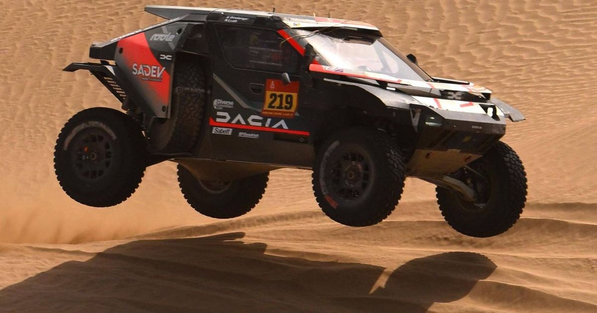 Dacia, regină la Dakar! FOTO. Producătorul din România a câștigat cel mai intens raliu din lume la a doua participare » GOLAZO.ro a fost în Arabia Saudită!