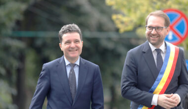 Sunt mai multe propuneri de la USR pentru serviciile secrete