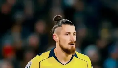 Drăgușin e în impas. Fundașul lui Tottenham i-a cerut sfatul lui  Edi Iordănescu: „I-am spus asta. Va face alegerile corecte”