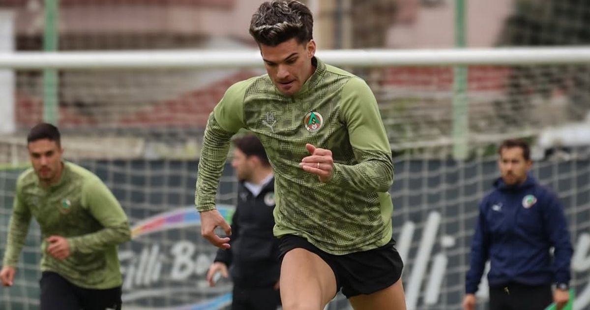 Ghinion pentru Ianis Hagi. FOTO: Internaționalul român a marcat la primul meci oficial din 2026, dar reușita sa a fost anulată