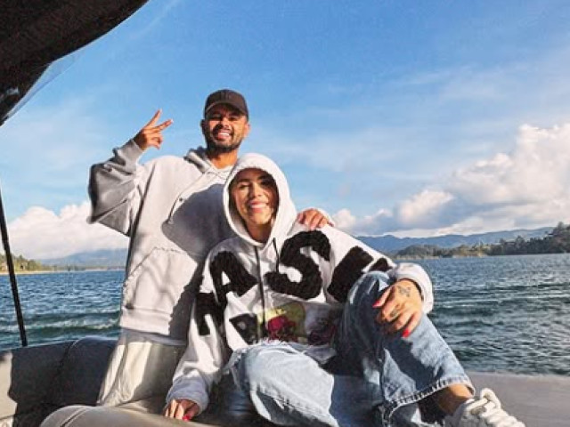 la 33 de ani, ar avea o fiică de 22. ”Da, el este tatăl meu”