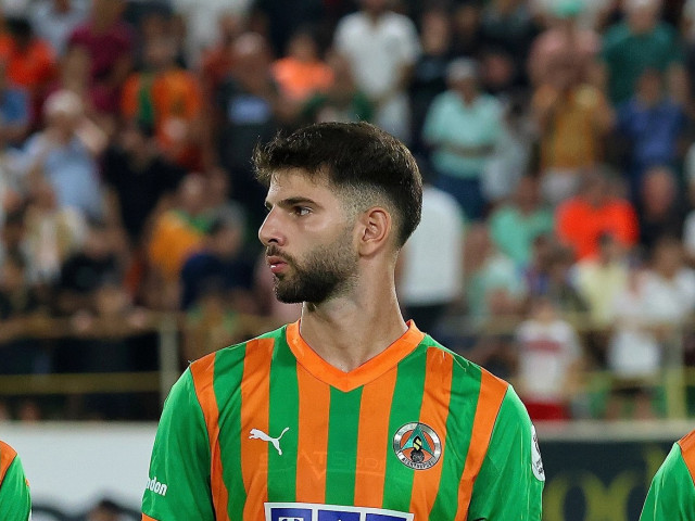 a venit anunțul oficial despre transferul lui Umit Akdag