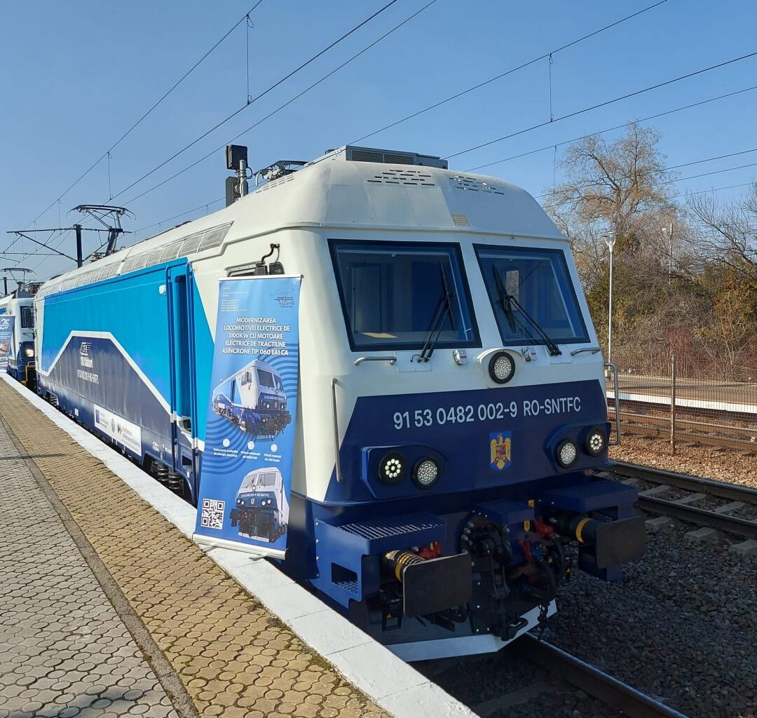 Trenul Muntenia, întârziat 9 ore, după ce s-a defectat locomotiva modernizată la Reloc