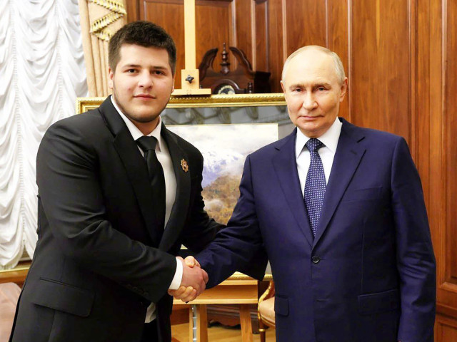 e în stare critică, după un accident grav produs în Rusia! ”Au închis străzile”