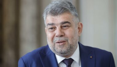 „La mulți ani, în primul rând buzoienilor mei și tuturor românilor!”