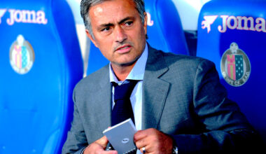 Real Madrid vrea să îl pună antrenor pe Jose Mourinho!