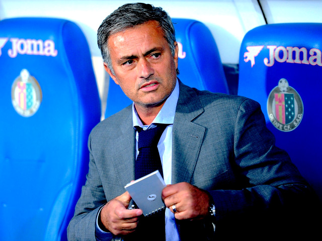 Real Madrid vrea să îl pună antrenor pe Jose Mourinho!