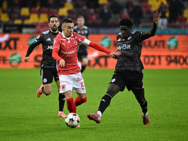 Negocieri avansate! Rapid a trecut la treabă și e gata să facă transferul