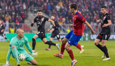 Lovitură! Și-a reziliat contractul și semnează cu ”gigantul din România”. A jucat NOUĂ meciuri în Europa în acest sezon