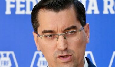 Inamic în 2018, aliat în 2026 Înaintea alegerilor pentru cel de-al 4-lea mandat la FRF, Răzvan Burleanu s-a împăcat cu cel mai vocal critic din AJF