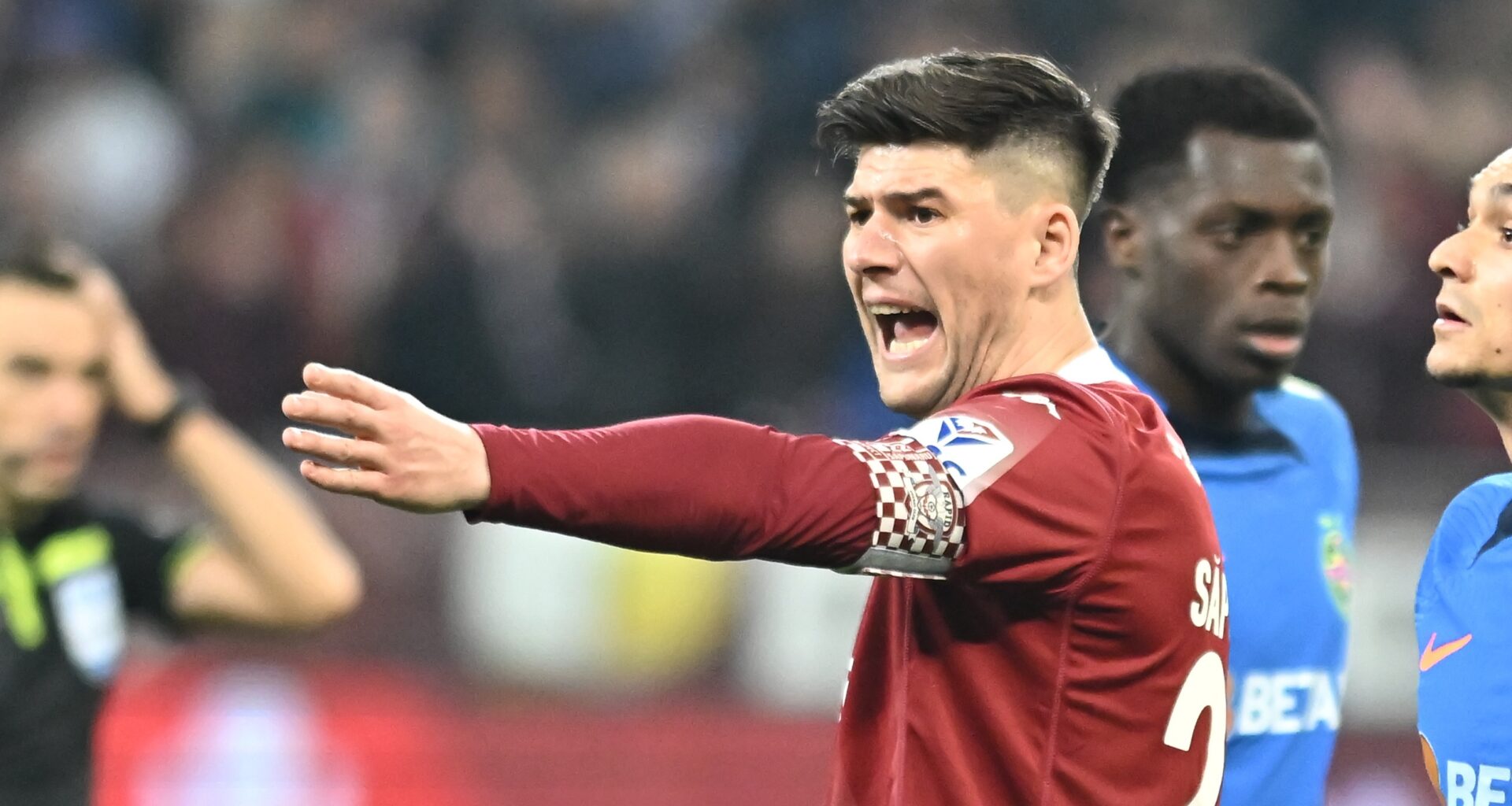 Reacție vehementă a lui Cristi Săpunaru când a auzit ce salariu îi dă Şucu lui Moruțan: „Ceilalți n-au nici jumătate”