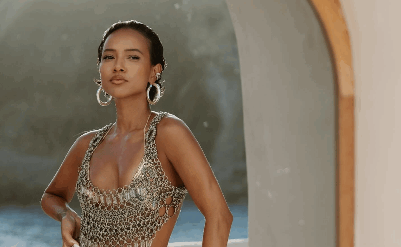 Relație controversată. Antrenorul se iubește cu o femeie mai tânără cu 21 de ani