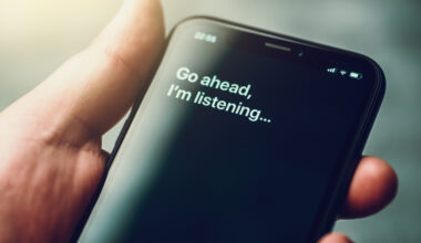 Parteneriat Apple-Google: Siri bazat pe Gemini ar putea fi lansat în februarie 2026