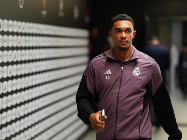 i-au spus în față lui Trent Alexander-Arnold că trebuie să plece!