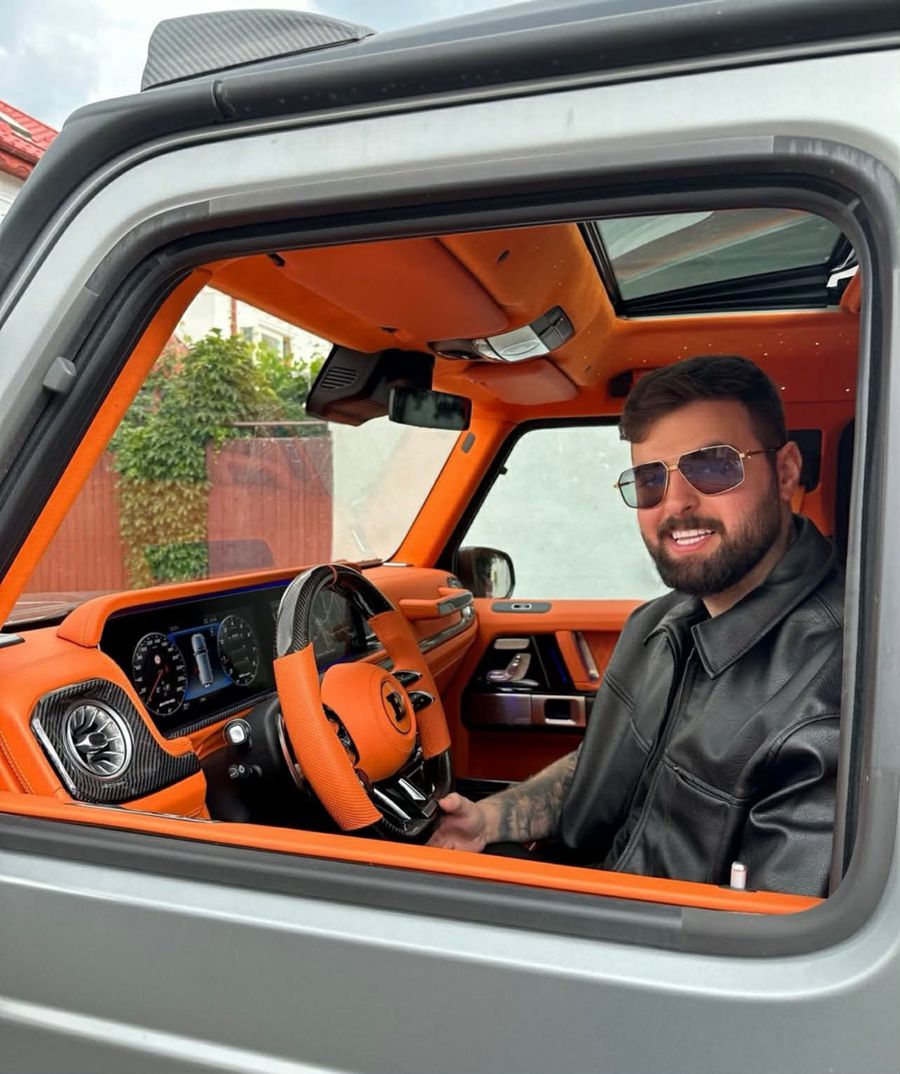 Adrian Mititelu junior, surprins pe străzi cu „bijuteria” de 400.000 de euro » Și-a „tunat” mașina de lux