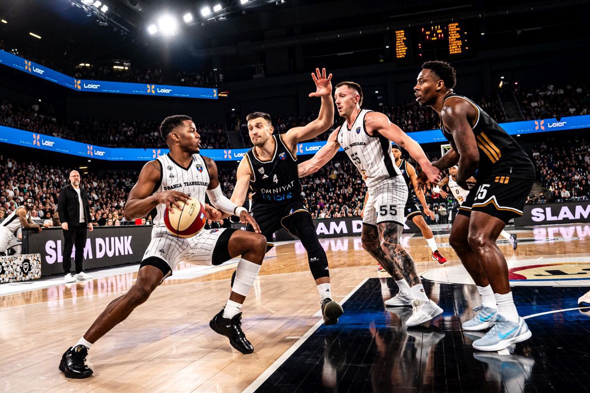 Spectacol baschetbalistic în BTarena! U-BT Cluj-Napoca a visat, dar a fost adusă cu picioarele pe pământ de Dubai Basketball