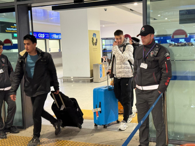 A ajuns în Antalya și semnează cu Rapid!