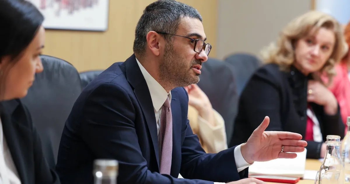 Ministrul muncii anunță sprijin între 600 și 1.000 lei la pensie. Care pensionari vor primi bani și când? • Newsweek România