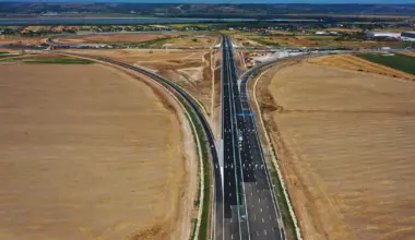 Maghiarii dați pe spate de o autostradă pe care România o deschide în 2026. „Ne face legătura cu Transilvania” • Newsweek România