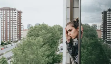 Asociațiile de proprietari nu mai pot plăti online facturi la întreținere. De ce aplicația E-bloc.ro nu merge? • Newsweek România