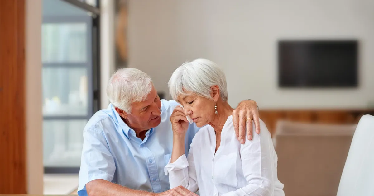 Începe distribuția pensiilor pe ianuarie cu 7 zile întârziere. Pensionarii au o surpriză neplăcută pe cupon • Newsweek România