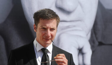 "Khamenei, Putin și Orban vor cădea și ei"