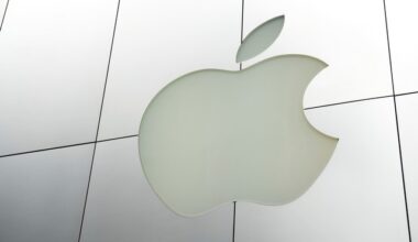 Apple a cumpărat un startup de inteligență artificială cu două miliarde de dolari