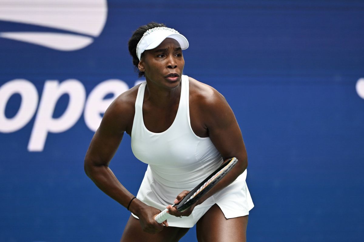 La 28 de ani de la debutul la Australian Open, Venus Williams a primit un wild-card pentru acest turneu