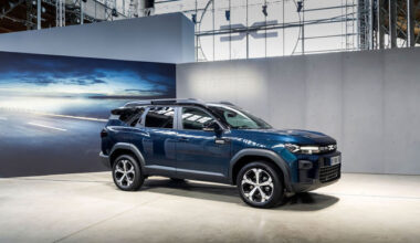 ULTIMA ORĂ Dacia încheie neașteptat anul, cu scădere majoră pe cea mai mare piață a sa. Un mare volum de mașini a dispărut din vânzări. Bigster a "rupt" din Duster și Jogger