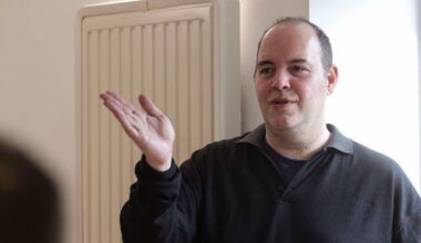 INTERVIU - Barbu Mateescu, sociolog: Aceşti oameni din diaspora s-au trezit din domnia semi-feudală pe care PSD a exercitat-o preţ de decenii asupra lor. Iar primul pas al trezirii este furia / Peste un an s-ar putea ca scena politică să arate altfel