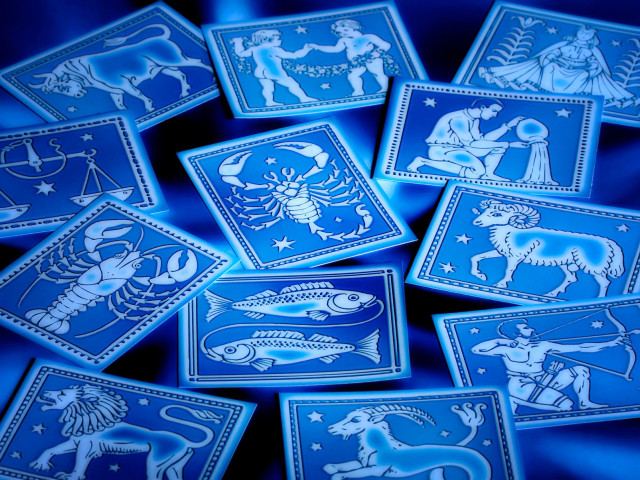 Horoscop luna februarie 2026. Leii sunt în centrul atenției, Vărsătorii încep o transformare ce se întinde pe doi ani